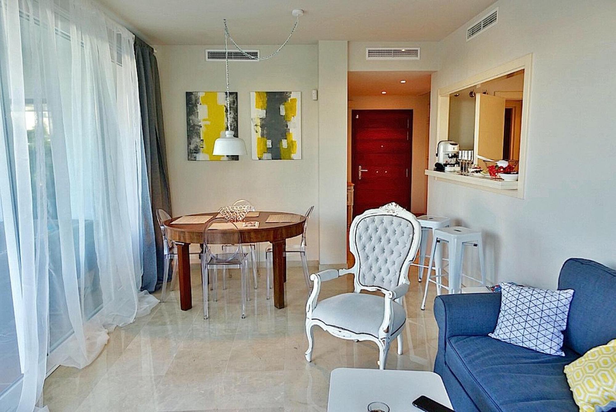 Al-401 Apartment In Alcazaba Lagoon 埃斯特波纳 外观 照片